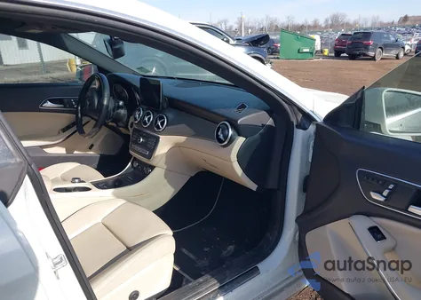 2017 Mercedes-Benz Cla 250 z USA, uszkodzony, nr VIN WDDSJ4EB6HN457908